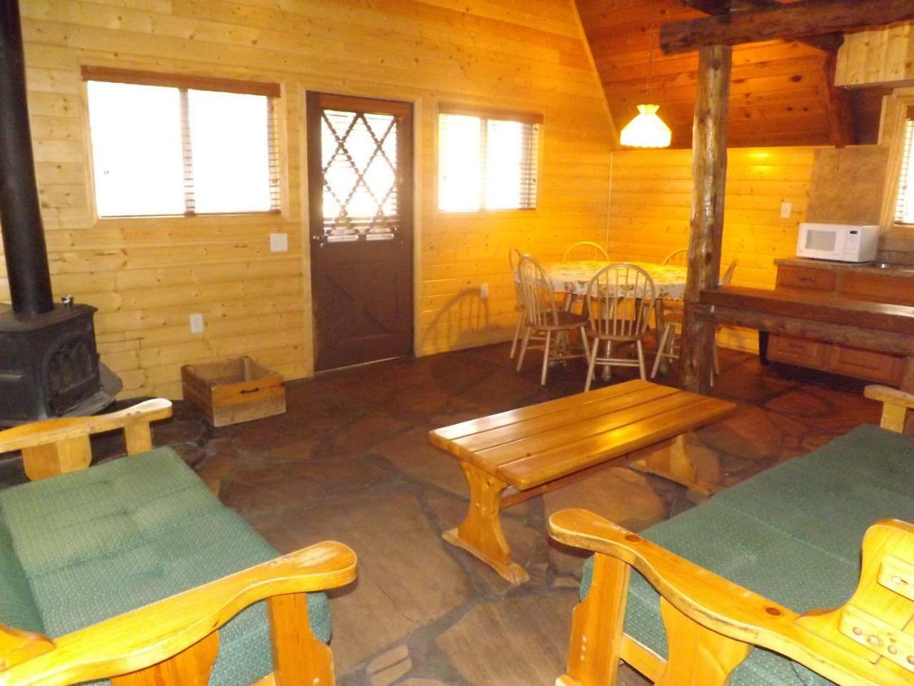 Arizona Mountain Inn & Cabins フラッグスタッフ エクステリア 写真