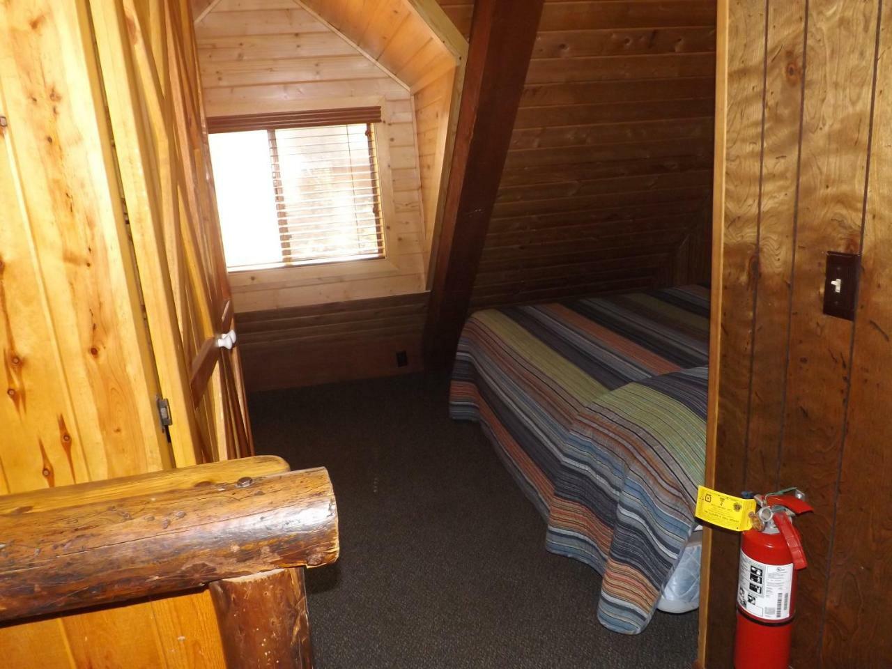 Arizona Mountain Inn & Cabins フラッグスタッフ エクステリア 写真