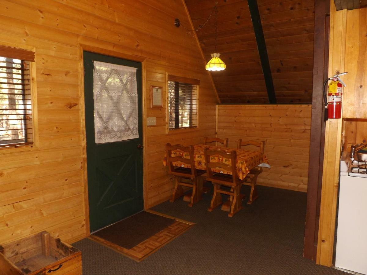 Arizona Mountain Inn & Cabins フラッグスタッフ エクステリア 写真