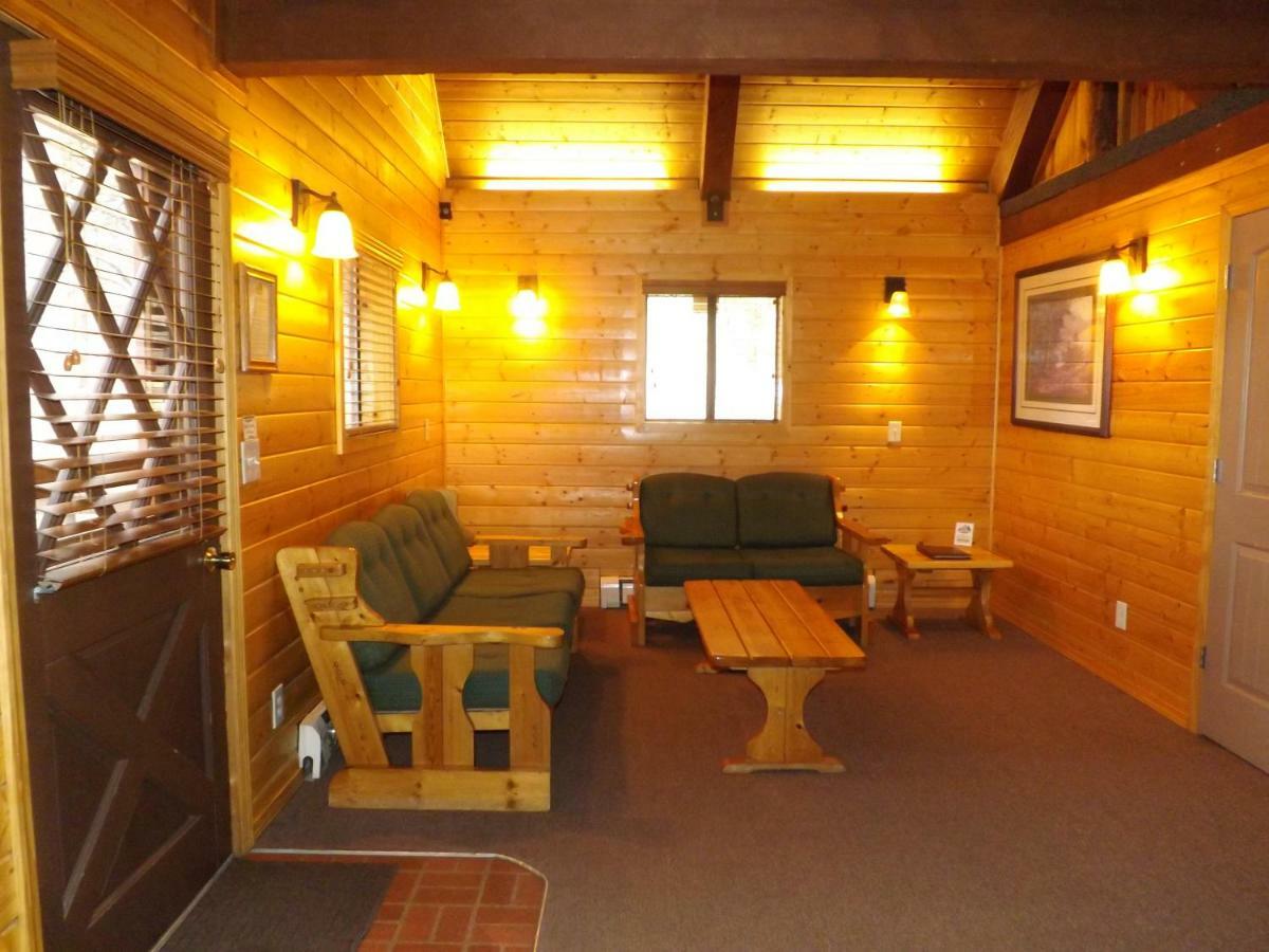 Arizona Mountain Inn & Cabins フラッグスタッフ エクステリア 写真