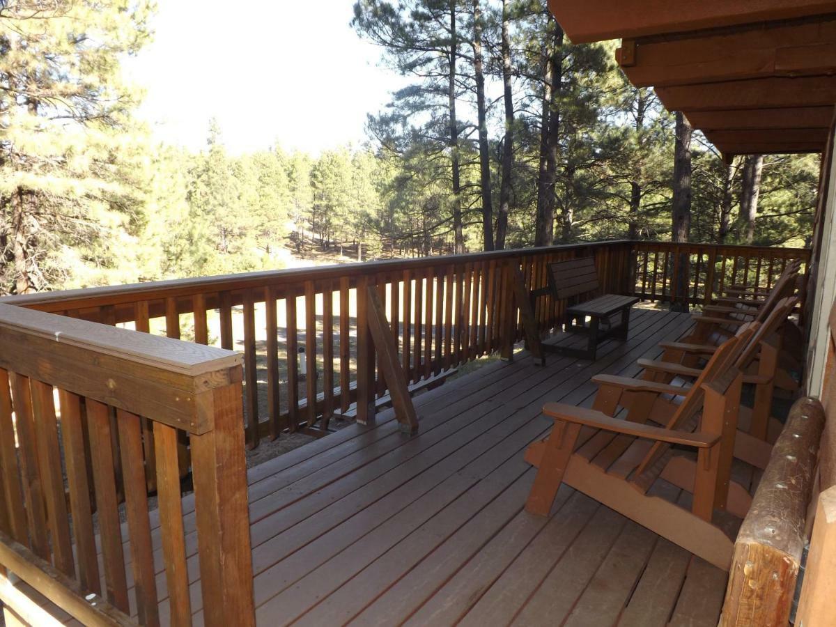 Arizona Mountain Inn & Cabins フラッグスタッフ エクステリア 写真