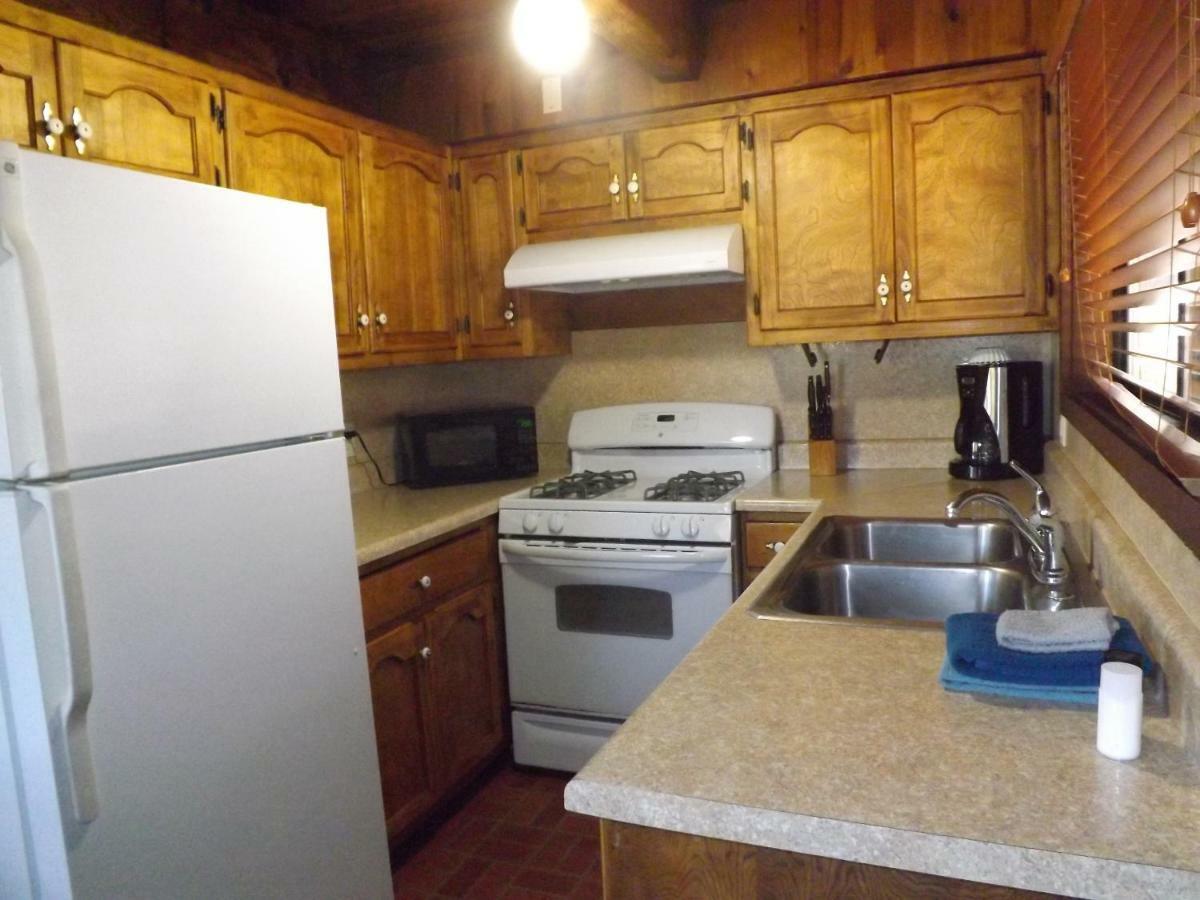 Arizona Mountain Inn & Cabins フラッグスタッフ エクステリア 写真